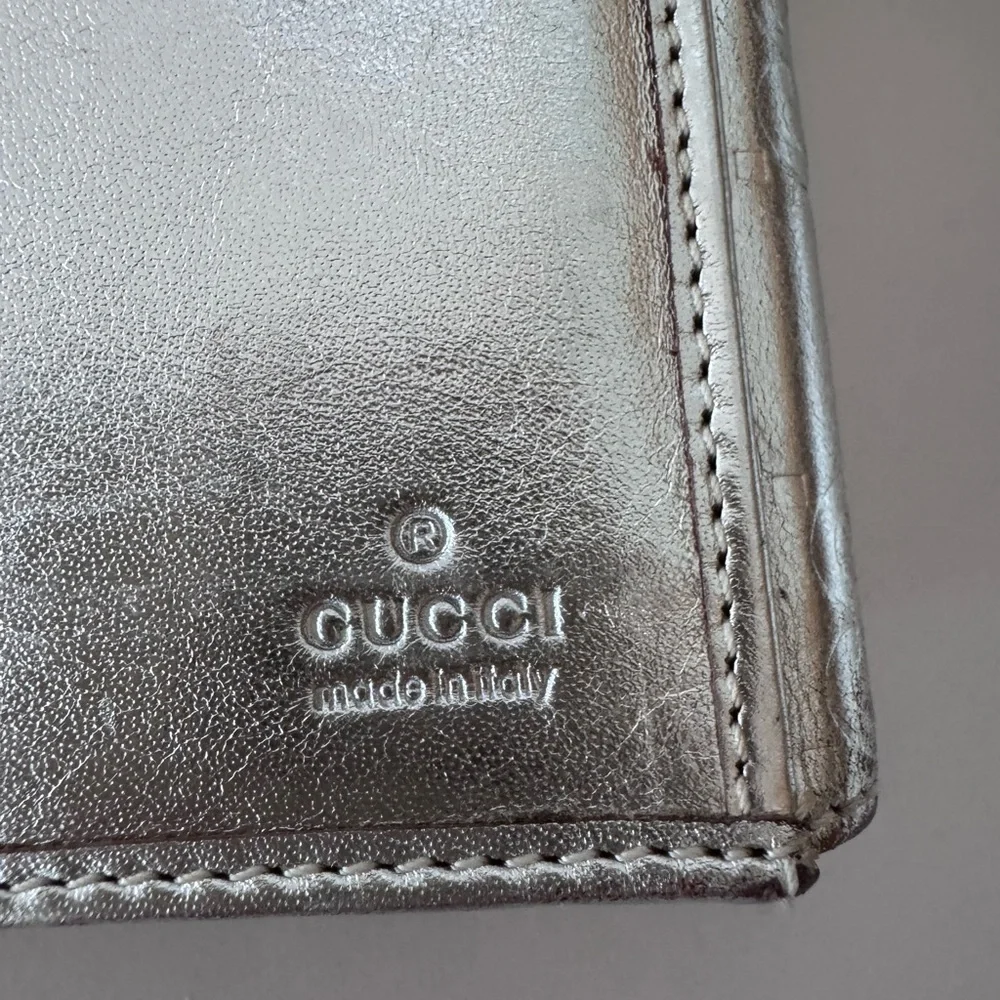 Gucci Silver Continental Wallet. - Picture 5 of 9